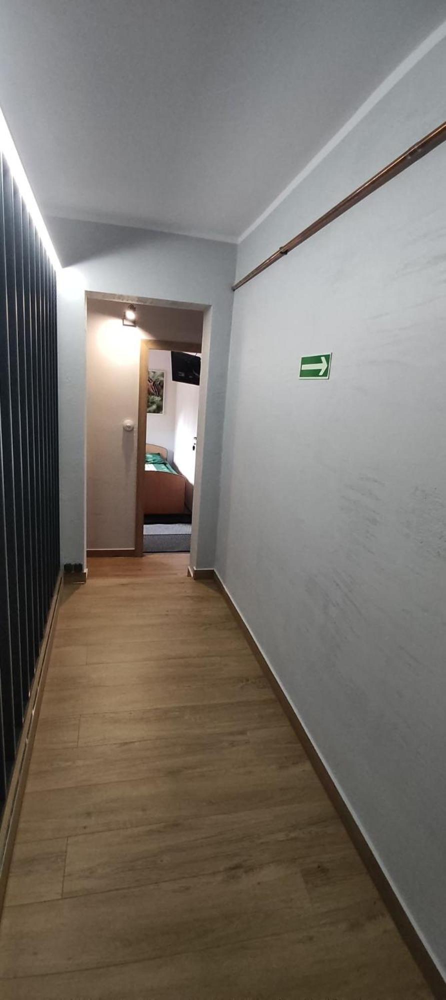 Noclegi I Restauracja Gracja Bełchatów Exteriör bild